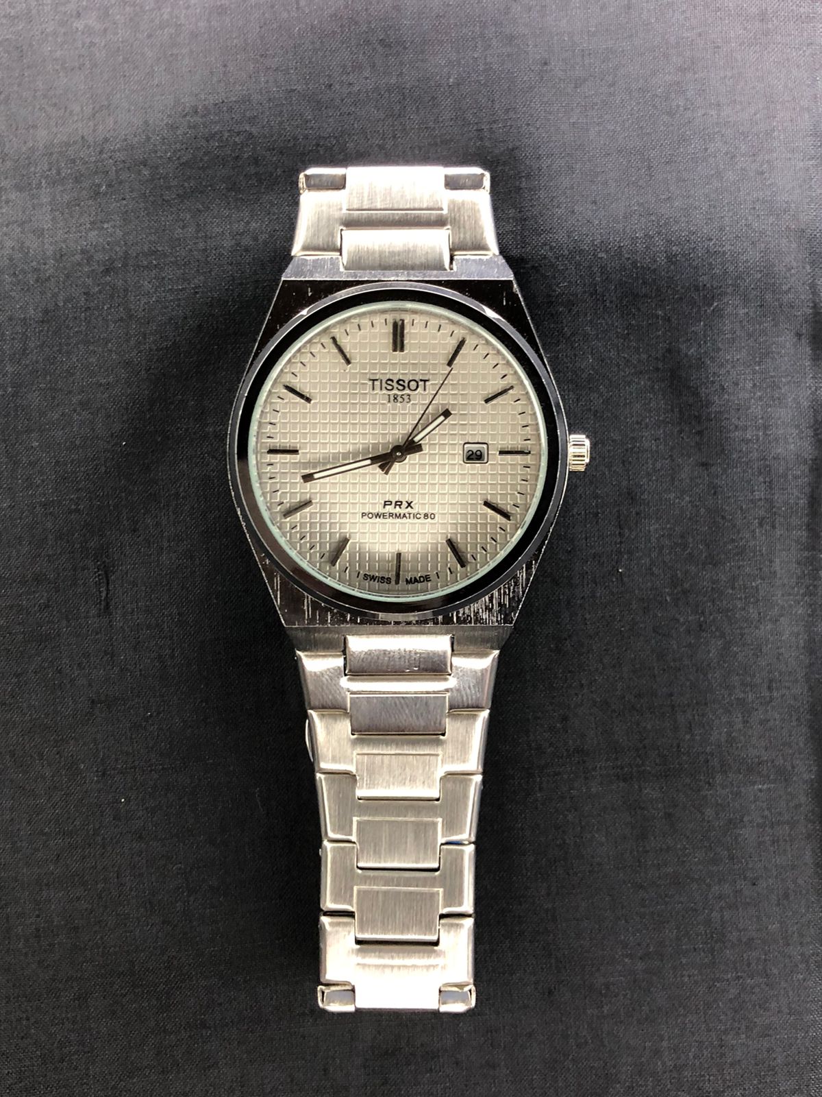 Sleek Casualwear Everyday Watch