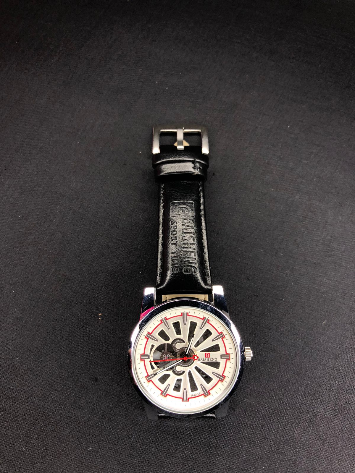 Modern & Minimalistic Casual Watch
