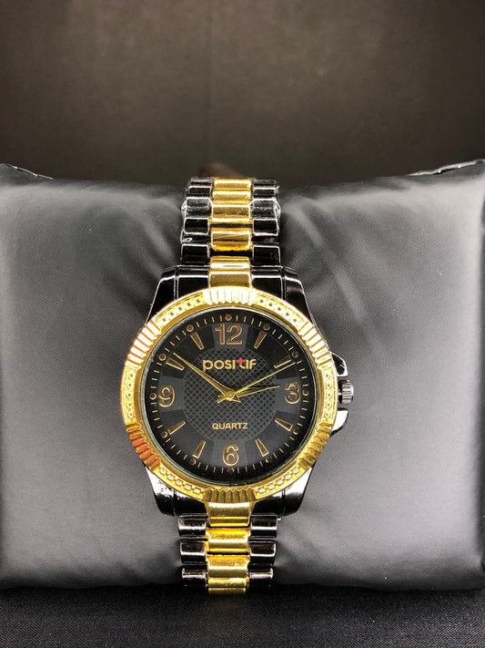 Luxury Gold Black Wristwatch