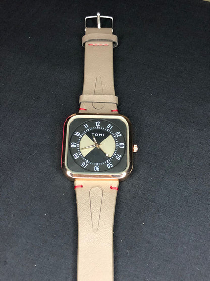 Golden Classic Sports Watch