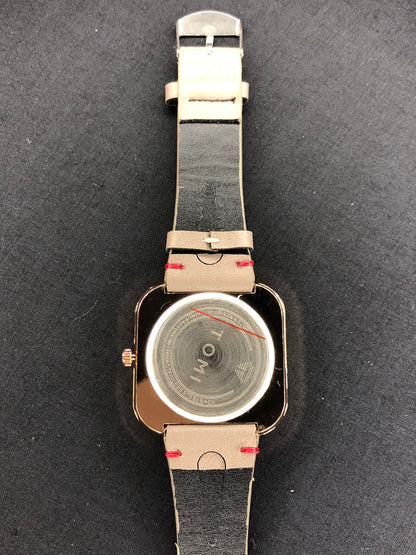 Golden Classic Sports Watch